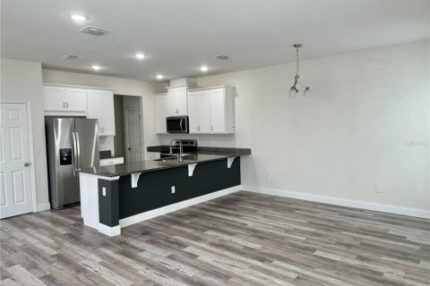 Adosado en venta en Kissimmee, Florida, 3 dormitorios, 157.93 m2 № 2195423 - foto 5