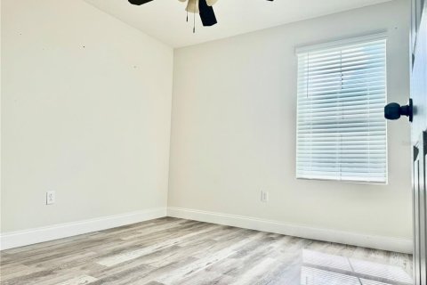Adosado en venta en Kissimmee, Florida, 3 dormitorios, 157.93 m2 № 2195423 - foto 20