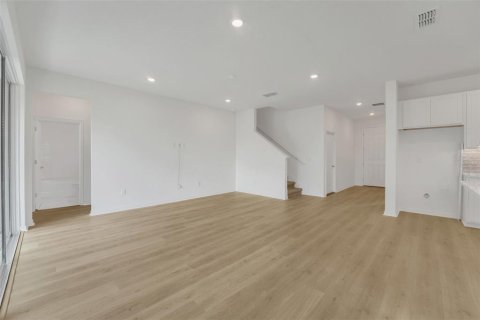 Casa en venta en Dade City, Florida, 4 dormitorios, 234.02 m2 № 2387515 - foto 15