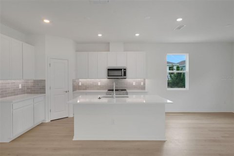 Casa en venta en Dade City, Florida, 4 dormitorios, 234.02 m2 № 2387515 - foto 10