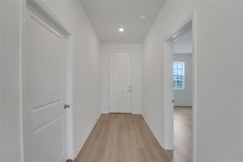 Casa en venta en Dade City, Florida, 4 dormitorios, 234.02 m2 № 2387515 - foto 6