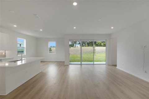 Casa en venta en Dade City, Florida, 4 dormitorios, 234.02 m2 № 2387515 - foto 11