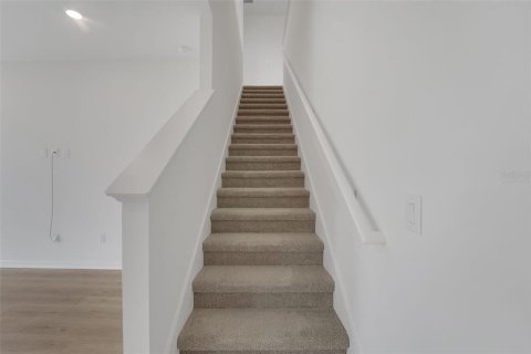 Casa en venta en Dade City, Florida, 4 dormitorios, 234.02 m2 № 2387515 - foto 19
