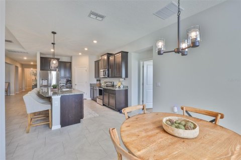House in Riverview, Florida 4 bedrooms, 259.94 sq.m. № 1772056 - photo 16