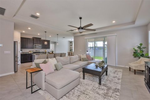 House in Riverview, Florida 4 bedrooms, 259.94 sq.m. № 1772056 - photo 11