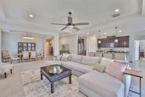 House in Riverview, Florida 4 bedrooms, 259.94 sq.m. № 1772056 - photo 18