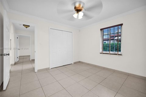 Villa ou maison à louer à Miami, Floride: 2 chambres, 97.55 m2 № 1999731 - photo 6