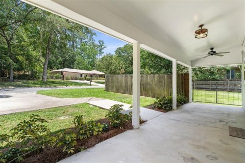House in Gainesville, Florida 3 bedrooms, 167.22 sq.m. № 1801821 - photo 4
