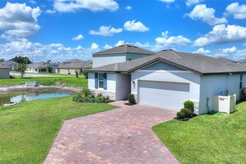 Casa en venta en Winter Haven, Florida, 4 dormitorios, 182.46 m2 № 2219065 - foto 2