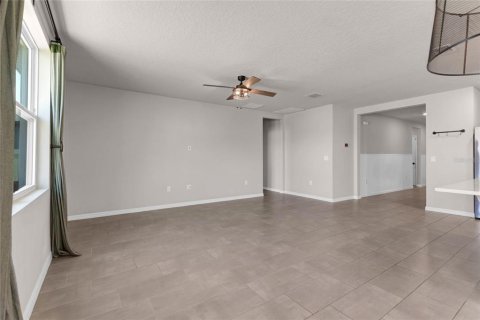 Casa en venta en Winter Haven, Florida, 4 dormitorios, 182.46 m2 № 2219065 - foto 22