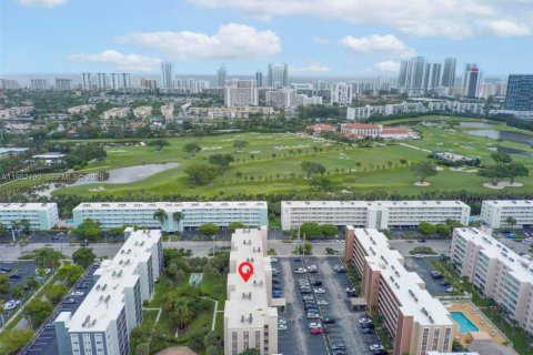 Купить кондоминиум в Халландейл-Бич, Флорида 1 спальня, 78.69м2, № 2006567 - фото 25