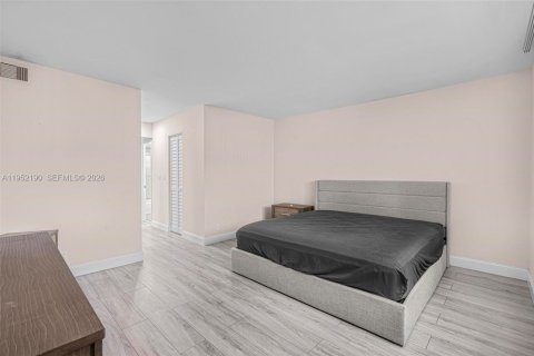 Купить кондоминиум в Халландейл-Бич, Флорида 1 спальня, 78.69м2, № 2006567 - фото 12