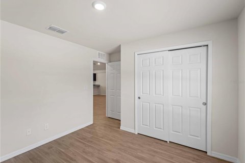 Commercial property in Port Charlotte, Florida 4 bedrooms, 194.35 sq.m. № 1659045 - photo 26
