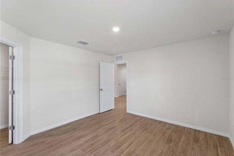 Commercial property in Port Charlotte, Florida 4 bedrooms, 194.35 sq.m. № 1659045 - photo 20