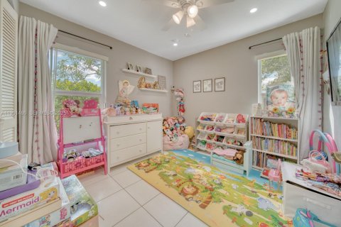 Villa ou maison à vendre à Miami, Floride: 4 chambres, 191.94 m2 № 1976632 - photo 19
