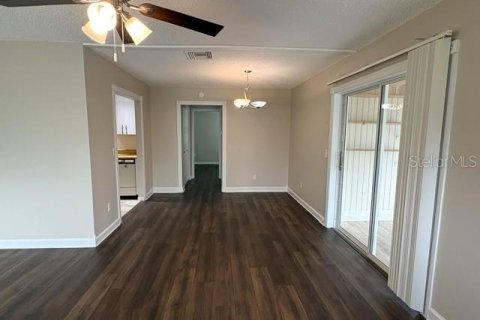 Copropriété à louer à Sun City Center, Floride: 1 chambre, 92.16 m2 № 2406412 - photo 10