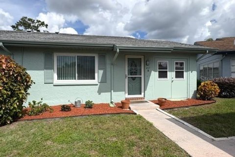 Copropriété à louer à Sun City Center, Floride: 1 chambre, 92.16 m2 № 2406412 - photo 2