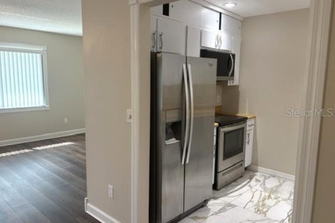 Copropriété à louer à Sun City Center, Floride: 1 chambre, 92.16 m2 № 2406412 - photo 14