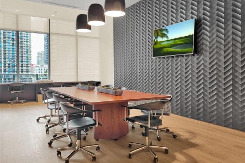 Condo in Miami, Florida, 2 bedrooms  № 2041874 - photo 8