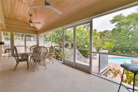 Villa ou maison à louer à Englewood, Floride: 4 chambres, 188.22 m2 № 251617 - photo 27