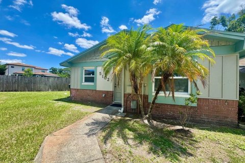Villa ou maison à Tampa, Floride 2 chambres, 97.45 m2 № 2109451
