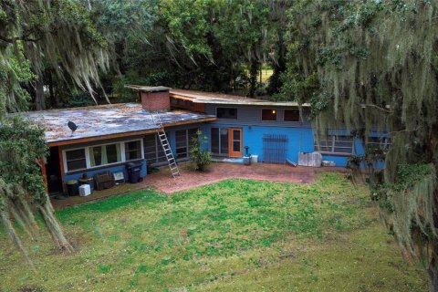 House in Auburndale, Florida 3 bedrooms, 153.2 sq.m. № 852766 - photo 1