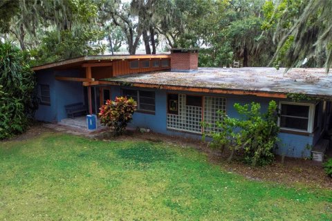 House in Auburndale, Florida 3 bedrooms, 153.2 sq.m. № 852766 - photo 8