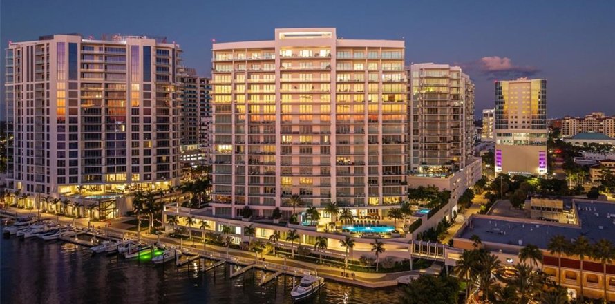 Condo à Sarasota, Floride, 4 chambres  № 2420449
