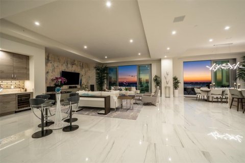 Copropriété à vendre à Sarasota, Floride: 4 chambres, 451.04 m2 № 2420449 - photo 7