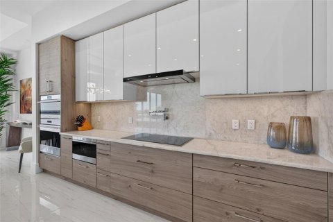 Copropriété à vendre à Sarasota, Floride: 4 chambres, 451.04 m2 № 2420449 - photo 26
