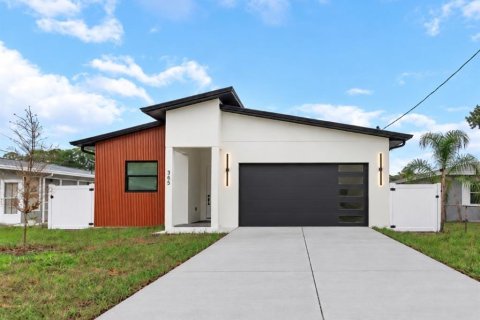 Villa ou maison à Clearwater, Floride 3 chambres, 178.74 m2 № 2420035