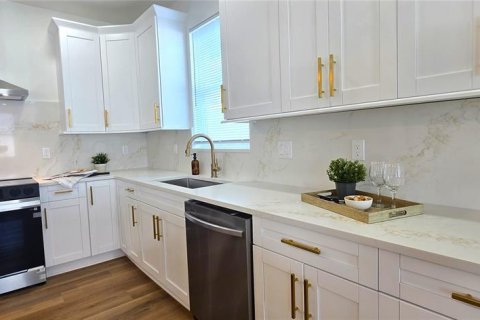 Villa ou maison à vendre à Clearwater, Floride: 3 chambres, 178.74 m2 № 2420035 - photo 6