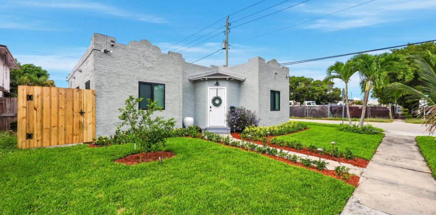 Casa en West Palm Beach, Florida 3 dormitorios, 102.75 m2 № 2262761