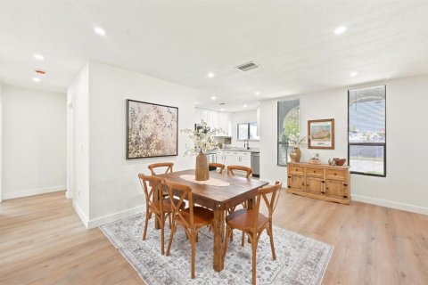 Casa en venta en West Palm Beach, Florida, 3 dormitorios, 102.75 m2 № 2262761 - foto 14