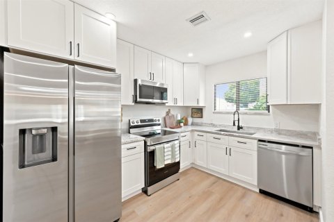 Casa en venta en West Palm Beach, Florida, 3 dormitorios, 102.75 m2 № 2262761 - foto 17