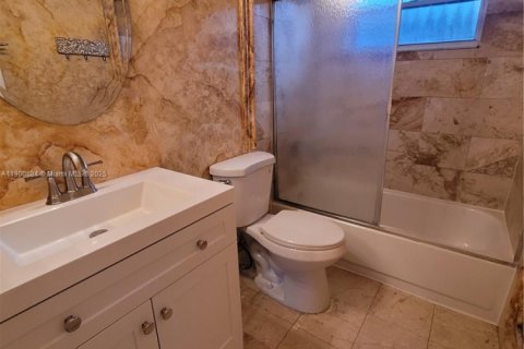 Снять в аренду виллу или дом в Пемброк-Пайнс, Флорида 3 спальни, 135.27м2, № 1952349 - фото 17