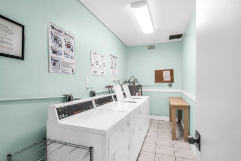 Купить кондоминиум в Бока-Ратон, Флорида 4 комнаты, 64.38м2, № 2085672 - фото 22