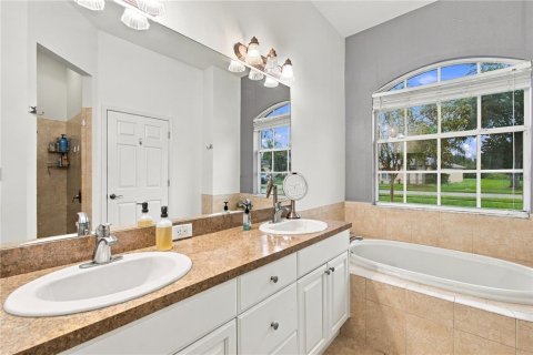 Villa ou maison à vendre à Brooksville, Floride: 3 chambres, 177.26 m2 № 2408799 - photo 12