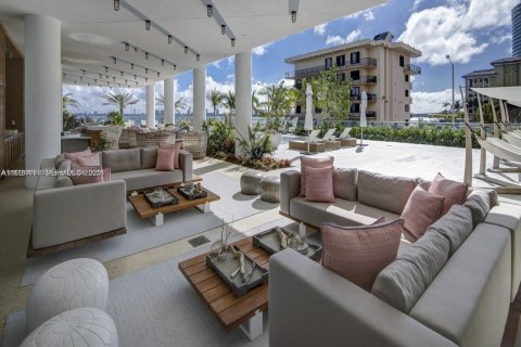 Copropriété à vendre à Miami, Floride: 5 chambres, 337.51 m2 № 1976659 - photo 20