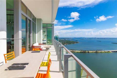 Copropriété à vendre à Miami, Floride: 5 chambres, 337.51 m2 № 1976659 - photo 6