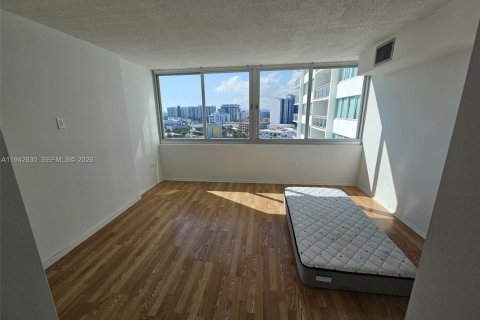 Copropriété à louer à Miami Beach, Floride: 1 chambre, 93.83 m2 № 2000088 - photo 7