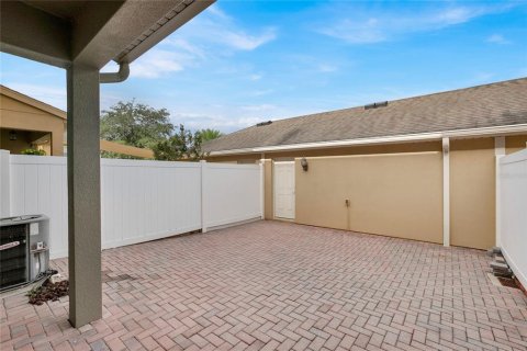 Townhouse in Windermere, Florida 3 bedrooms, 143.07 sq.m. № 1904602 - photo 13