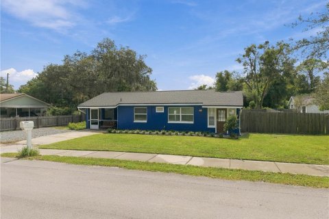 House in DeBary, Florida 2 bedrooms, 75.81 sq.m. № 2397010 - photo 3