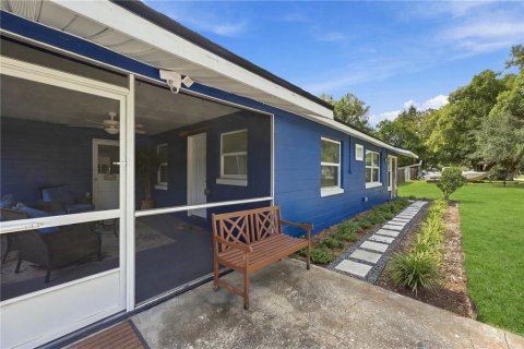 House in DeBary, Florida 2 bedrooms, 75.81 sq.m. № 2397010 - photo 5