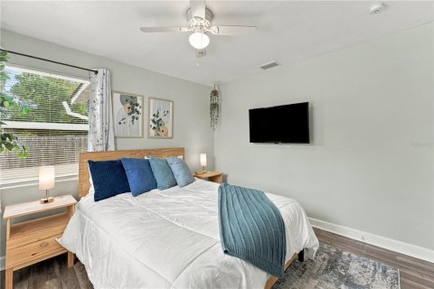 House in DeBary, Florida 2 bedrooms, 75.81 sq.m. № 2397010 - photo 19