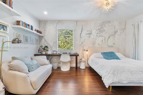 House in Miami, Florida 4 bedrooms, 253.53 sq.m. № 2046761 - photo 27