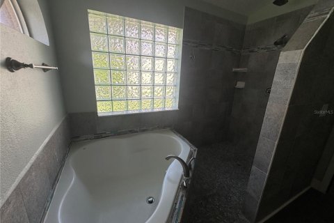 Casa en alquiler en Orlando, Florida, 3 dormitorios, 193.24 m2 № 2156332 - foto 18