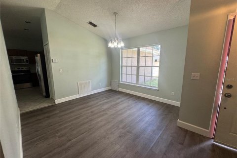 Casa en alquiler en Orlando, Florida, 3 dormitorios, 193.24 m2 № 2156332 - foto 23