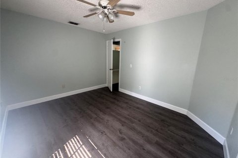 Casa en alquiler en Orlando, Florida, 3 dormitorios, 193.24 m2 № 2156332 - foto 12