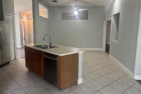 Casa en alquiler en Orlando, Florida, 3 dormitorios, 193.24 m2 № 2156332 - foto 7